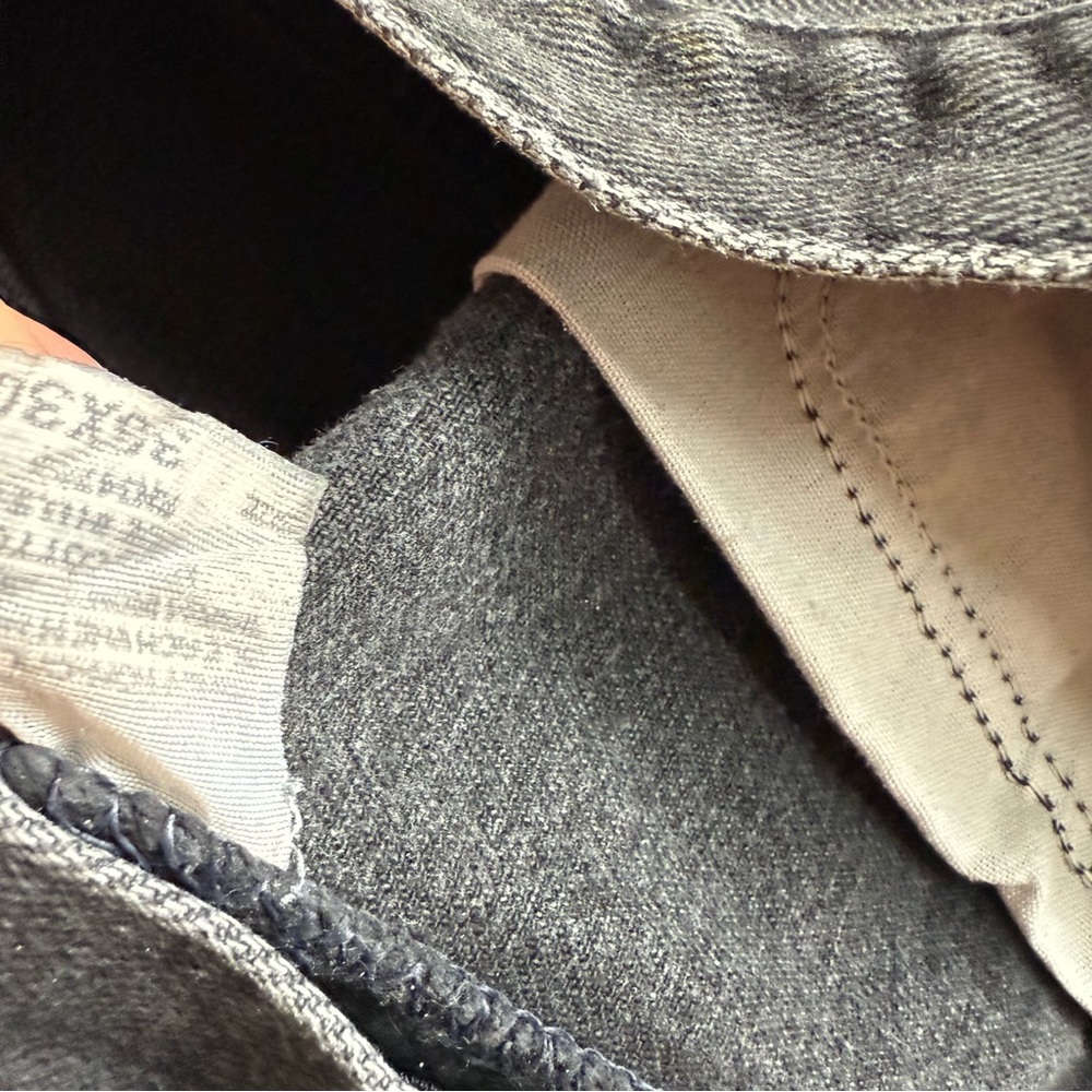 Vintage LEE Upcycled Black Denim Cut Off Festival Jean Shorts - Picture 5 of 6